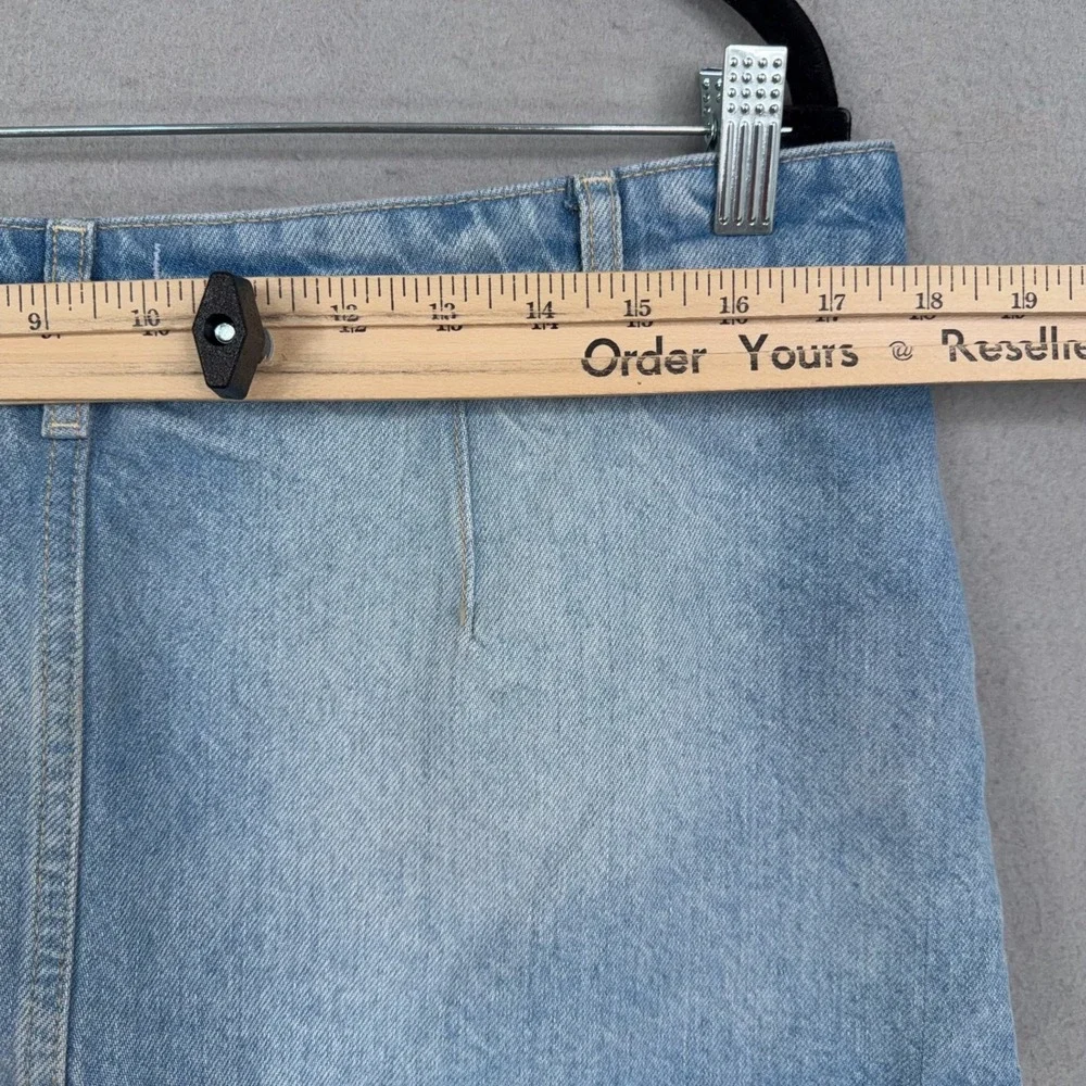 Free People We The Free Skort Women 32 Light Wash Denim Galivanting Skort